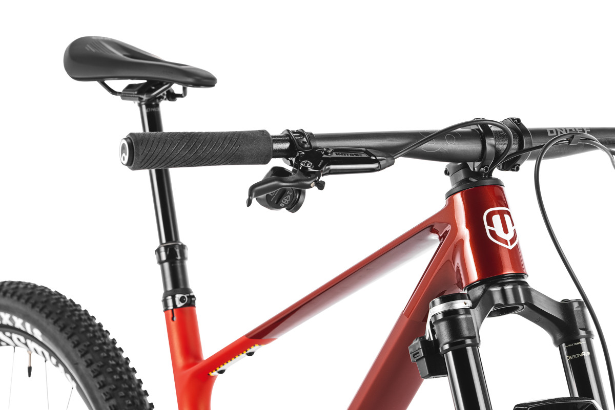 F-Podium Flame Red