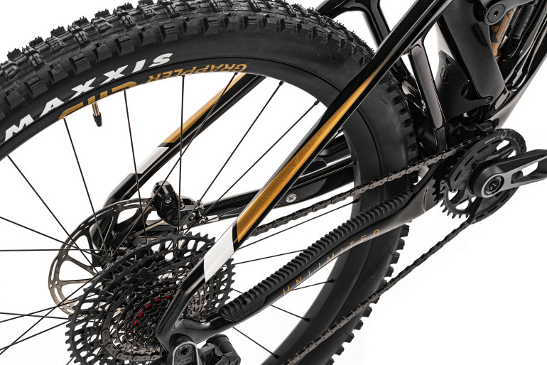 FOXY CARBON UNLIMITED 20TH ANNIVERSARY