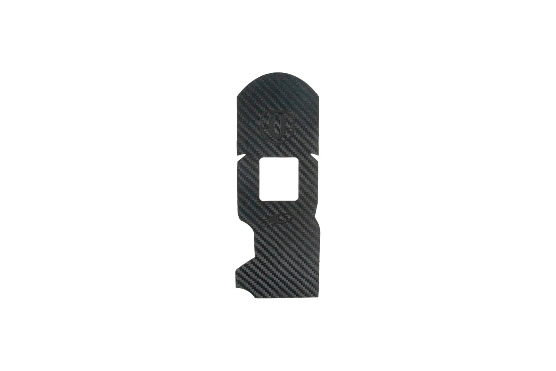 DT DUNE CARBON LEATHER PROTECTOR