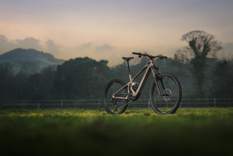 ZENDIT is constructed from the ground up around the latest Avinox drive system.