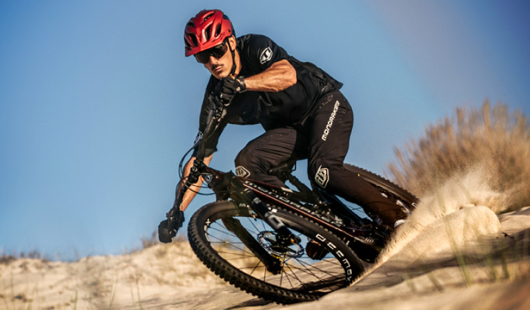 DAS NEUE MONDRAKER CRUSHER
